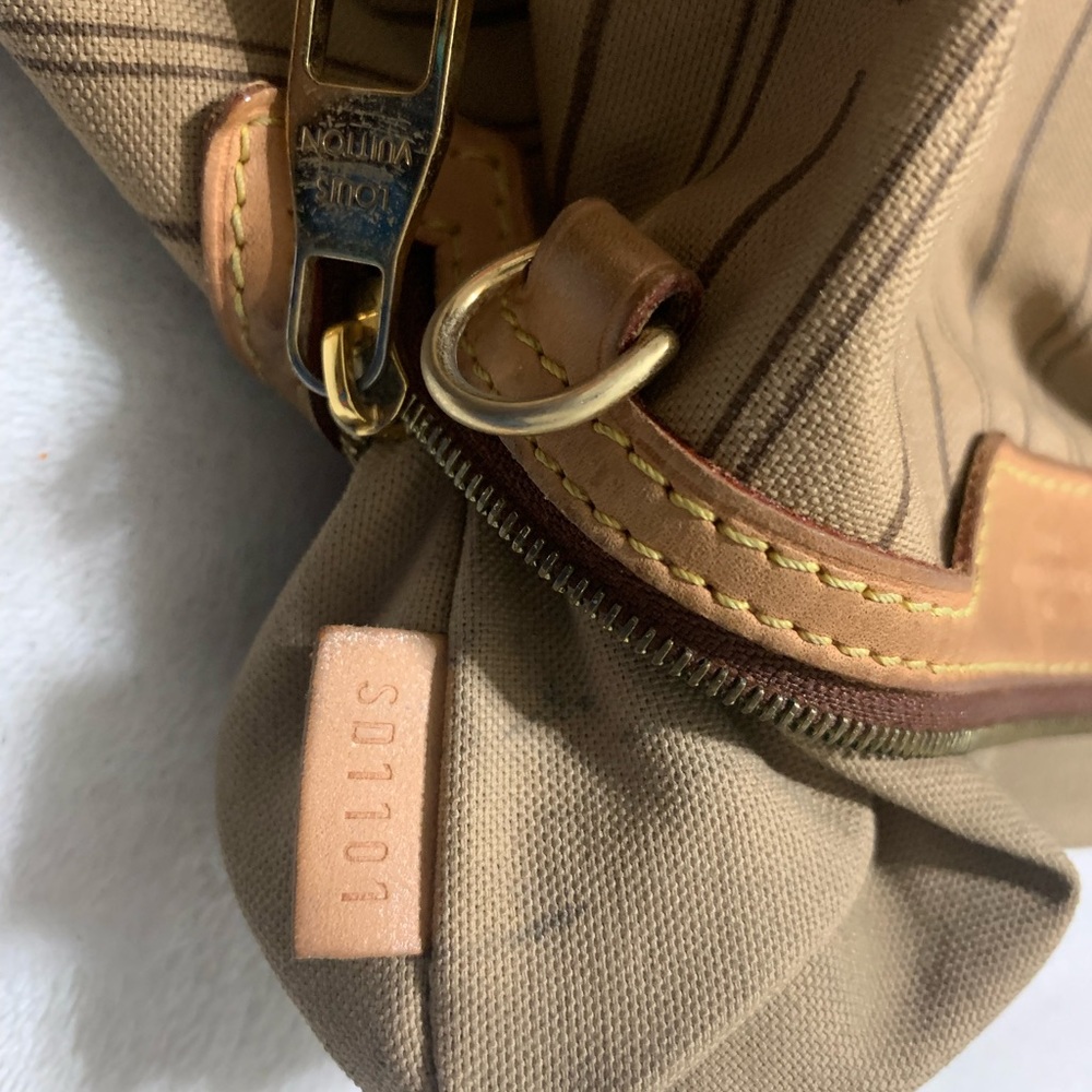 Louis Vuitton Delightful MM Monogram - Picture 13 of 16